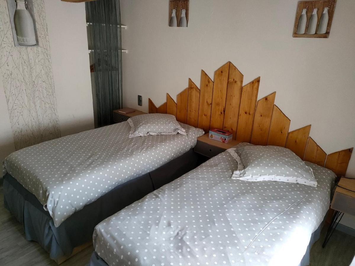Nozeroy Hotel Les Remparts מראה חיצוני תמונה